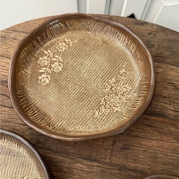 Handcrafted Brown Pottery Set 4 Piece Set - Picture 8 of 10